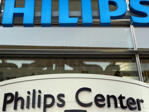 Philips to cut 6,000 more jobs after recall of faulty sleep device