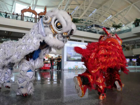 Bali welcomes back 1st flight from China as Covid rules ease