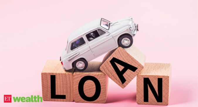 What is the 20/10/4 rule when taking a car loan