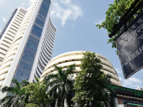 Sensex up 243 points to finish at 61,275, Nifty in green at over 18,000