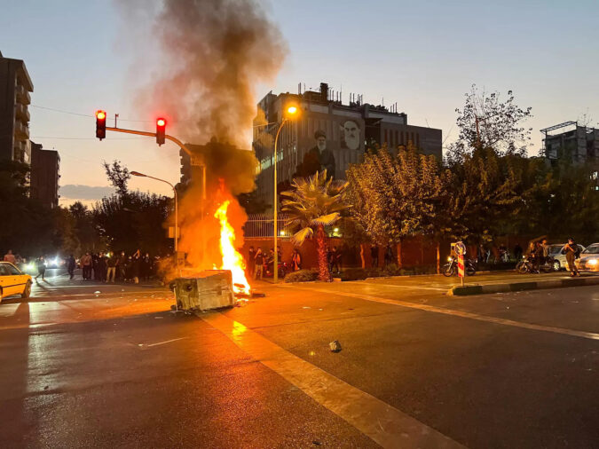 Iran opposition leader calls for referendum amid protests