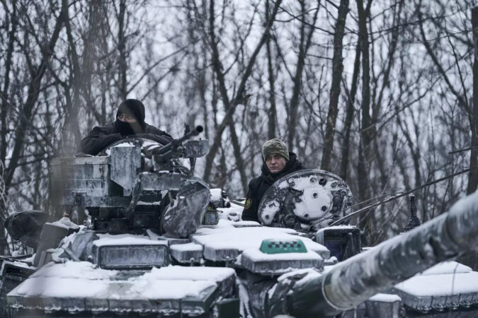 Ukraine: 'Russia's front in Ukraine moved 2 km to west in four days'