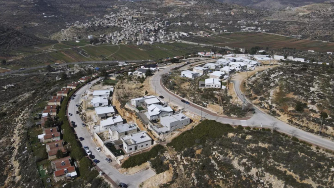 Israel: Western powers say 'strongly oppose' Israel settlement moves