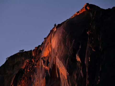 Sun sets waterfall ablaze in Yosemite 'firefall'