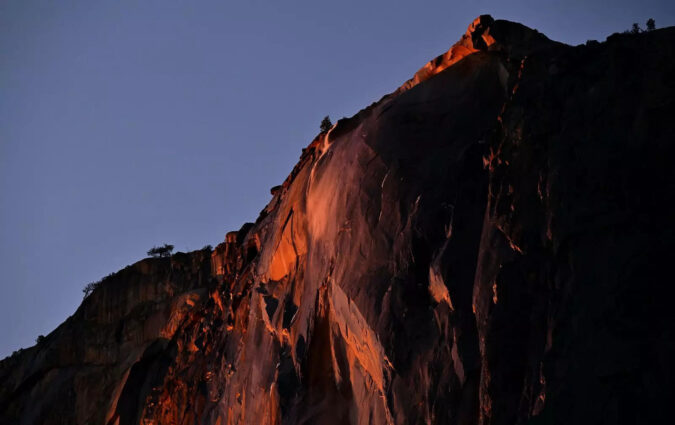 Sun sets waterfall ablaze in Yosemite 'firefall'