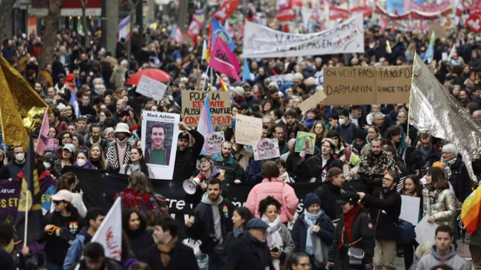 French pensions strikes slow before March showdown