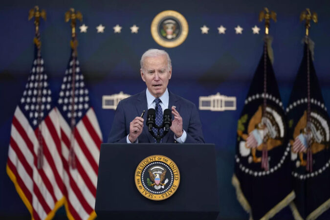 Biden: US President Joe Biden says he will speak to China's Xi about balloon incident