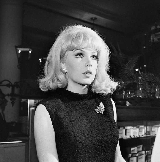 Stevens: ‘Hollywood bombshell’ Stella Stevens dies at 84