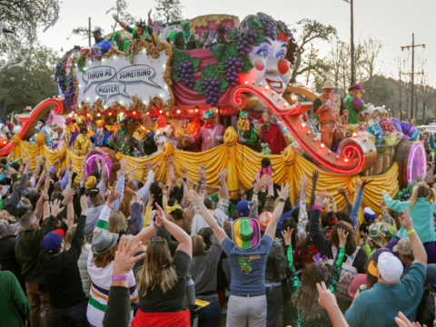 5 shot, including young girl, during Mardi Gras parade