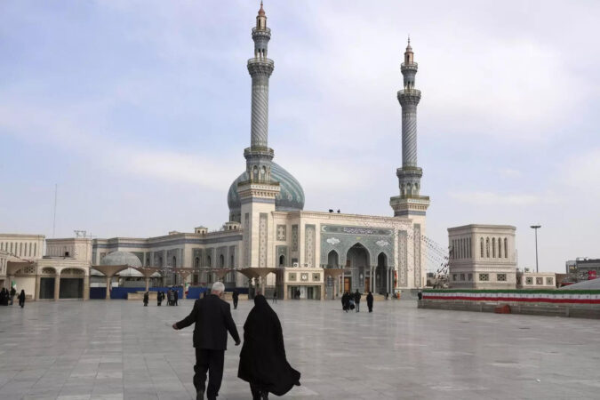 Calls for change in Iran reach even Shiite heartland of Qom