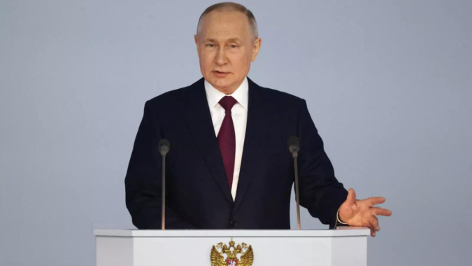 Putin: Putin suspends Russian participation in nuclear pact with US