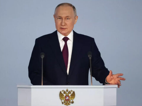 Vladimir Putin says he is waiting for Xi Jinping to visit Russia