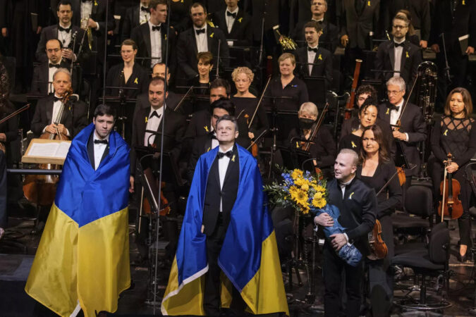 Ukraine: Met Opera marks 1st year of Ukraine war with concert