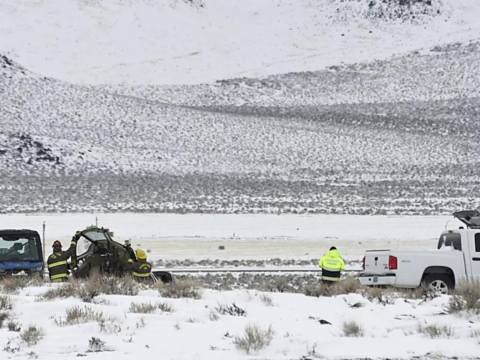 Nevada: US medical transport plane crashes in Nevada, leaving five dead