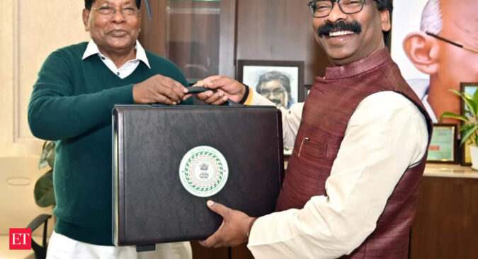 Jharkhand news: Jharkhand govt tables Rs 1.16 lakh cr budget for FY24 in assembly