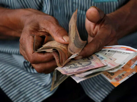 Currency in circulation at Rs 31.22 lakh crore as of March 2022