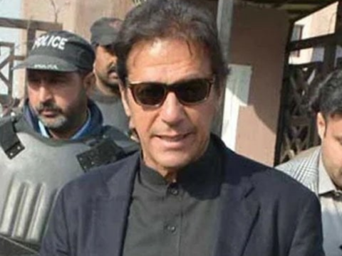 Former Pakistan PM Imran Khan 'evades' arrest in Toshakhana case