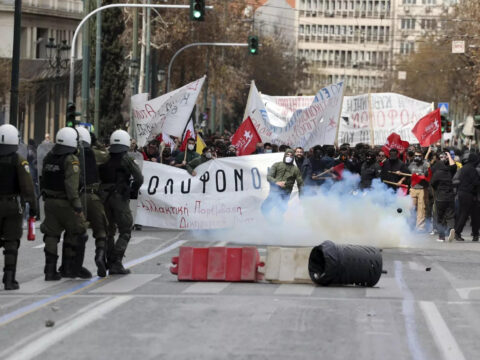 Greeks protest over deadly train crash, station master jailed pending trial