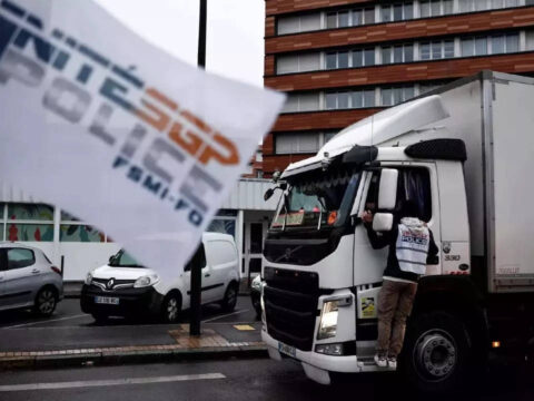 France: France faces 'standstill' in protests against pensions overhaul