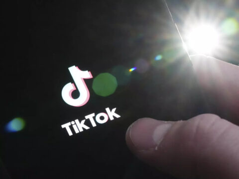 'UK to ban TikTok on government phones'