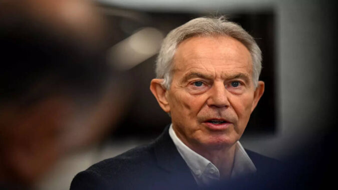 Tony Blair: Putin can't use Iraq as justification for Ukraine