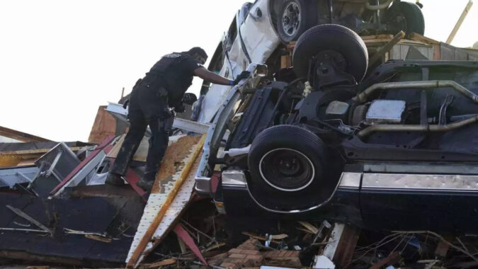 Mississippi: Federal aid coming to tornado-wrecked swath of Mississippi