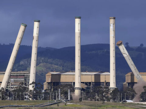 Australia: Australia steps toward making big polluters reduce emissions