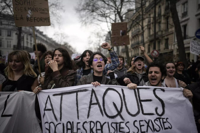 Macron: In Macron's France, streets and fields seethe with protest