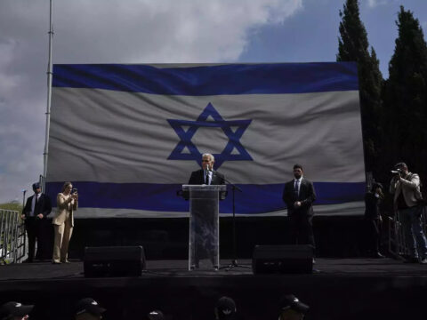 Benjamin Netanyahu: Israel parties discuss justice reforms after Netanyahu U-turn