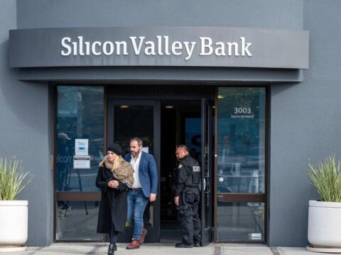 Silicon Valley Bank parent, CEO and CFO are sued by shareholders. Here's why