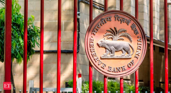 rbi: View: RBI emphasises a pause, but not a pivot