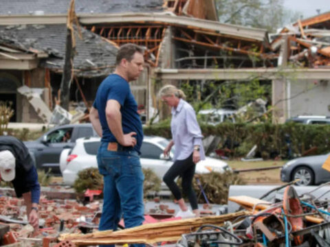 Central: At least 3 dead, several injured after tornadoes tear through Central US