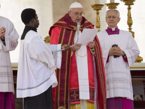 Francis: Pope Francis leads Palm Sunday service, bounces back from illness