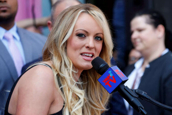 Trump: Stormy Daniels: Donald Trump should not go to prison in hush money case