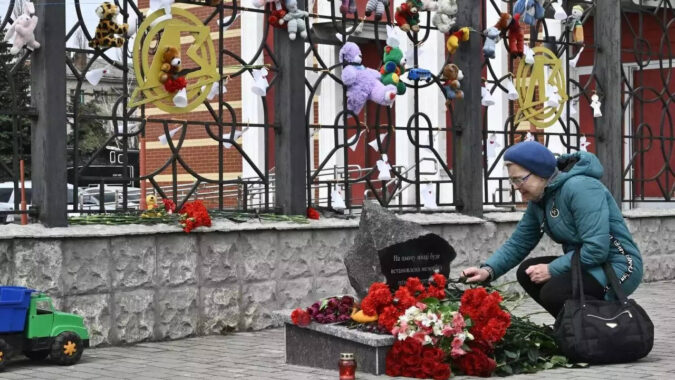 Kramatorsk Missile Attack: Ukrainians mourn dozens killed at rail hub one year ago