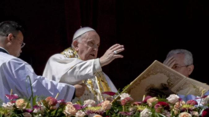 Pope expresses 'deep concern' over Israel-Palestinian violence