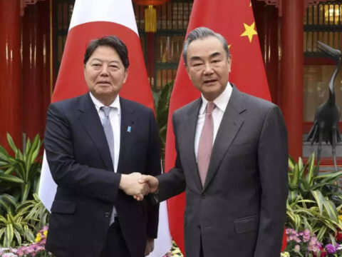 Japan And China Meet To Discuss Maritime Concerns: Japan and China meet to discuss maritime concerns as Beijing simulates attack on Taiwan