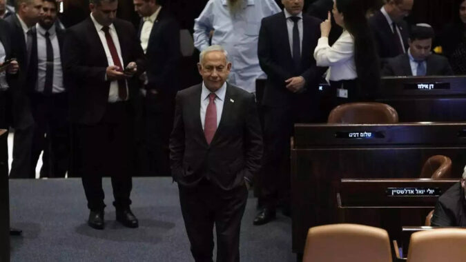 Netanyahu: Netanyahu's Likud party plummets in local news poll