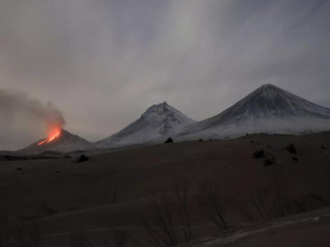 Kamchatka Peninsula: Russian volcano spews ash across Kamchatka Peninsula