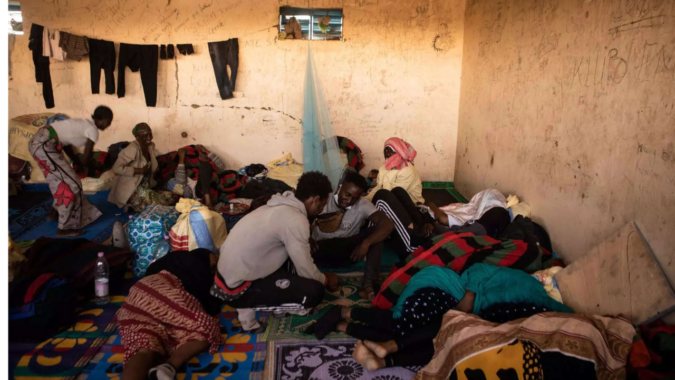 Niger: Thousands of migrants stranded in north Niger's scorching desert