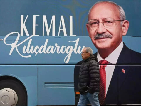 Erdogan Rival Vows 'Return Of Spring': Under pouring rain, Erdogan rival vows 'return of spring'