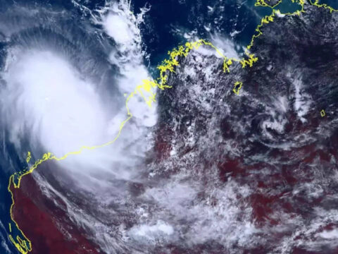 Cyclone: Australia's northwest braces for strongest cyclone in a decade