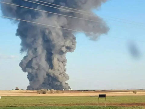 Texas: 'Horrific' explosion and fire kill 18,000 cattle in Texas