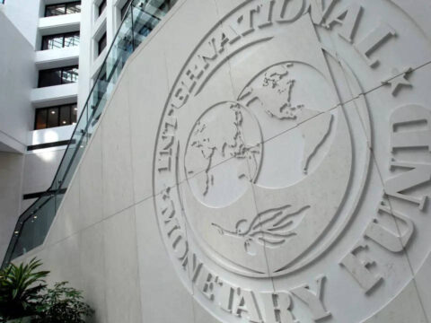 Pakistan says UAE assures $1 billion loan to revive IMF deal