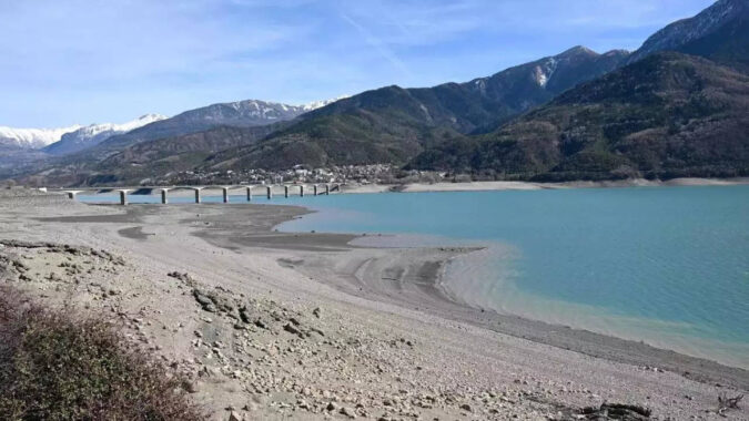 French Villages Run Dry As Water Warnings Rise: French villages run dry as water warnings rise