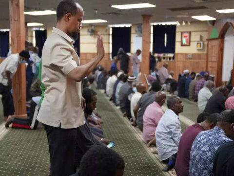 Minneapolis Oks Dawn Muslim Prayer Call: Minneapolis OKs dawn Muslim prayer call, 1st for big US city