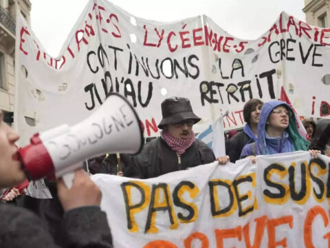 France'S Council Approves Higher Pension Age: France's constitutional council approves higher pension age