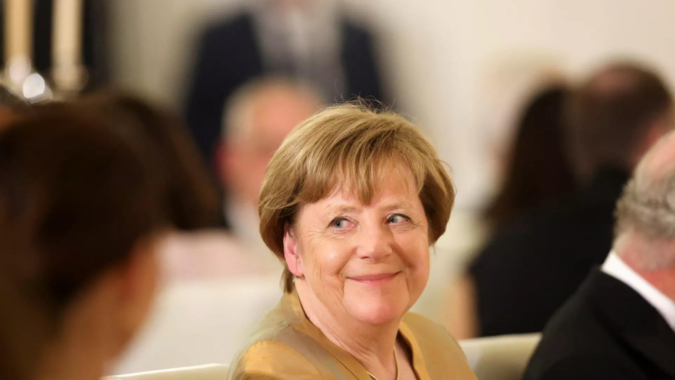 Merkel: Ex-leader Angela Merkel to be decorated with highest German honor