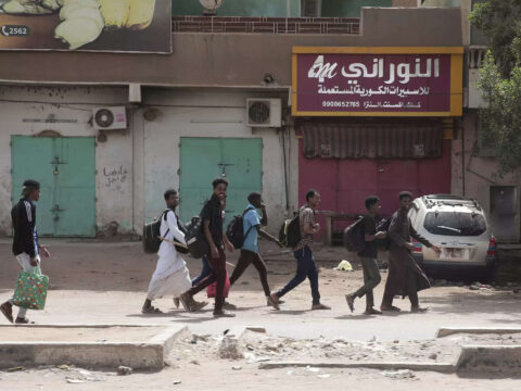 Sudan's generals battle for 3rd day; death toll soars to 185