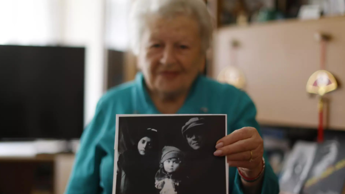 Holocaust: Holocaust survivors, descendants join forces on social media